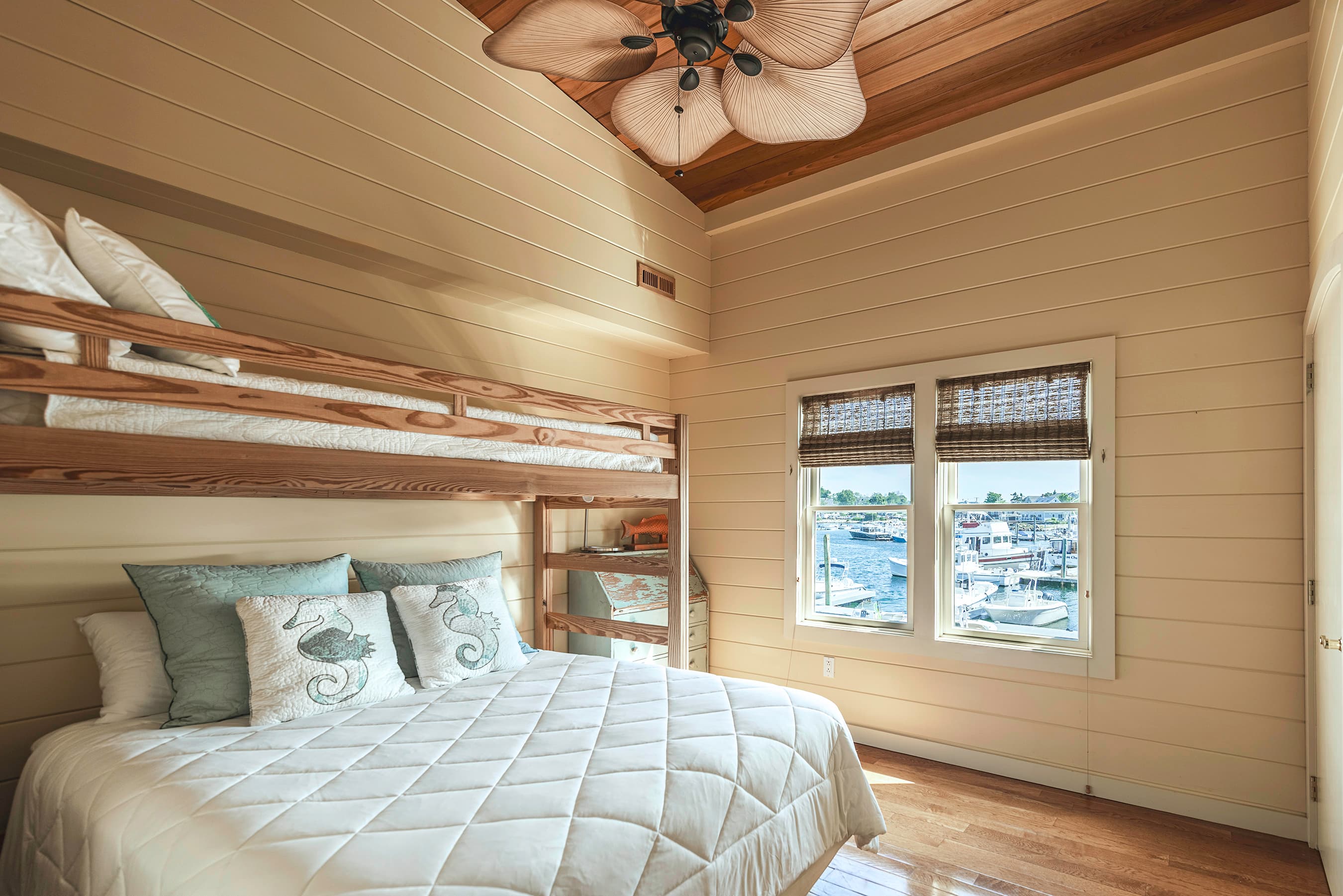 Bedroom 3: 1 Bunk bed