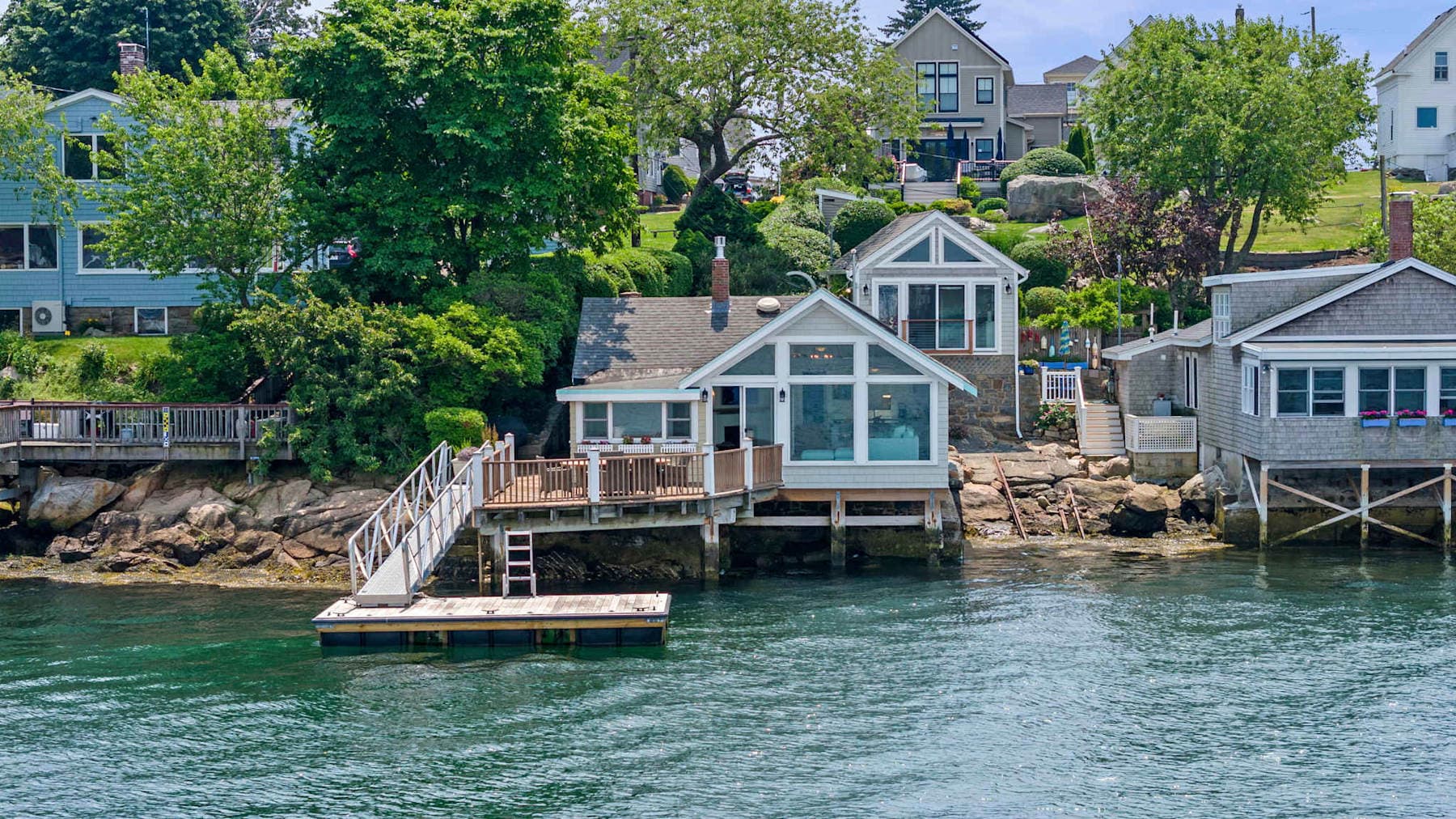 Stay at Rocky Neck